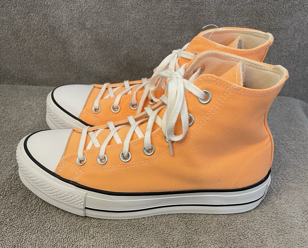 Converse Chuck Taylor All Star High Top Platform Women’s Size 8